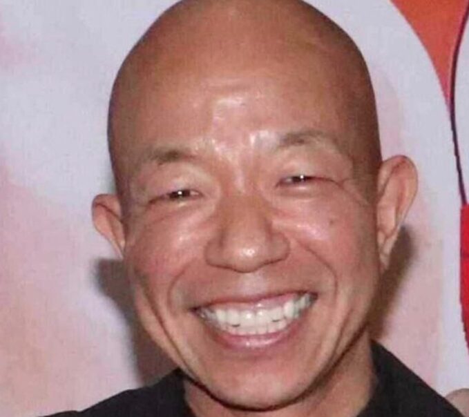 小峠英二さんの画像